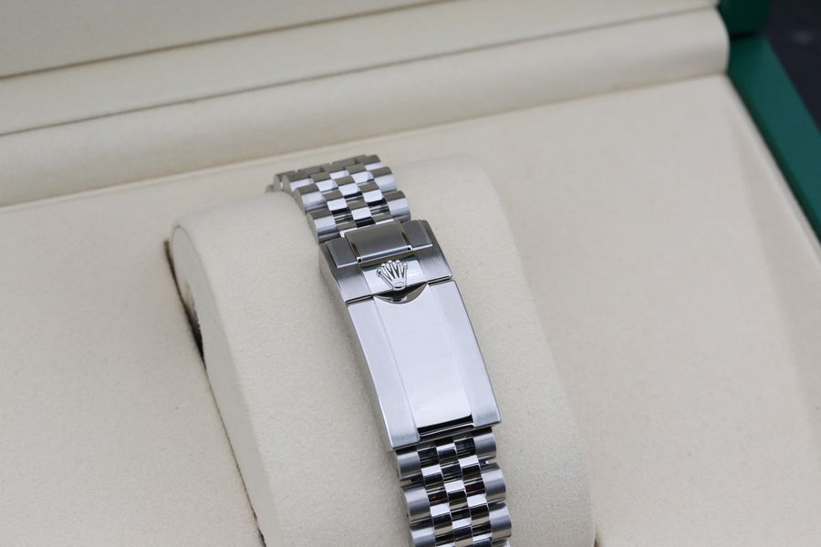 Rolex GMT Master II 126710 GRNR